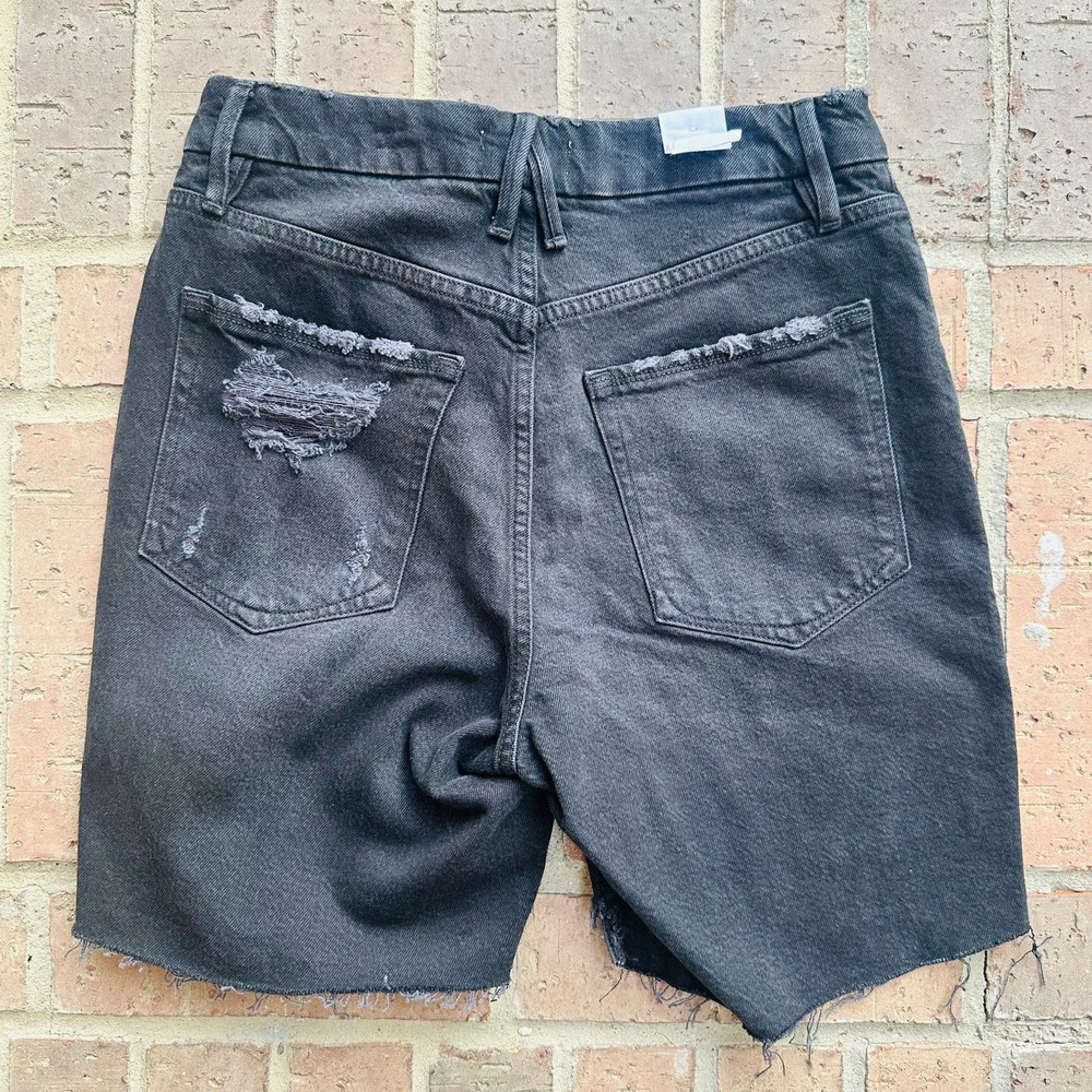 Good American Women's Black High Rise Distressed Jeans Bermuda Shorts Size 2 NWT - Picture 2 of 3